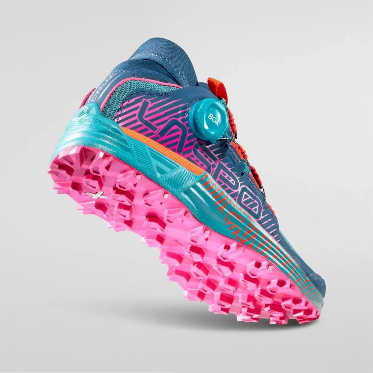 Cyklon Woman Cyklon Woman