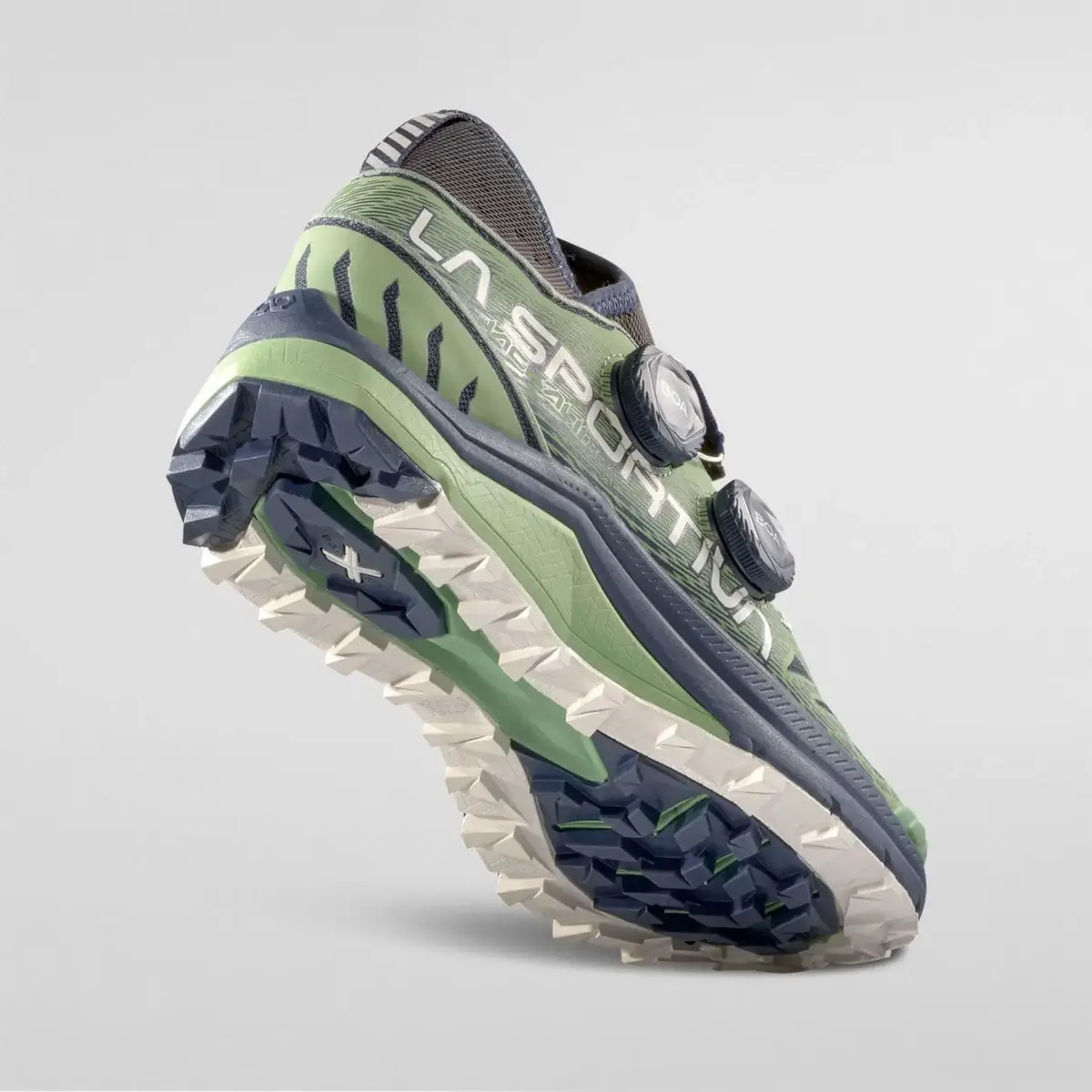 Jackal II Boa Woman Jackal II Boa Woman