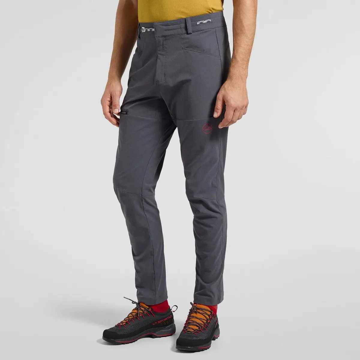 Machina Tech Pants M