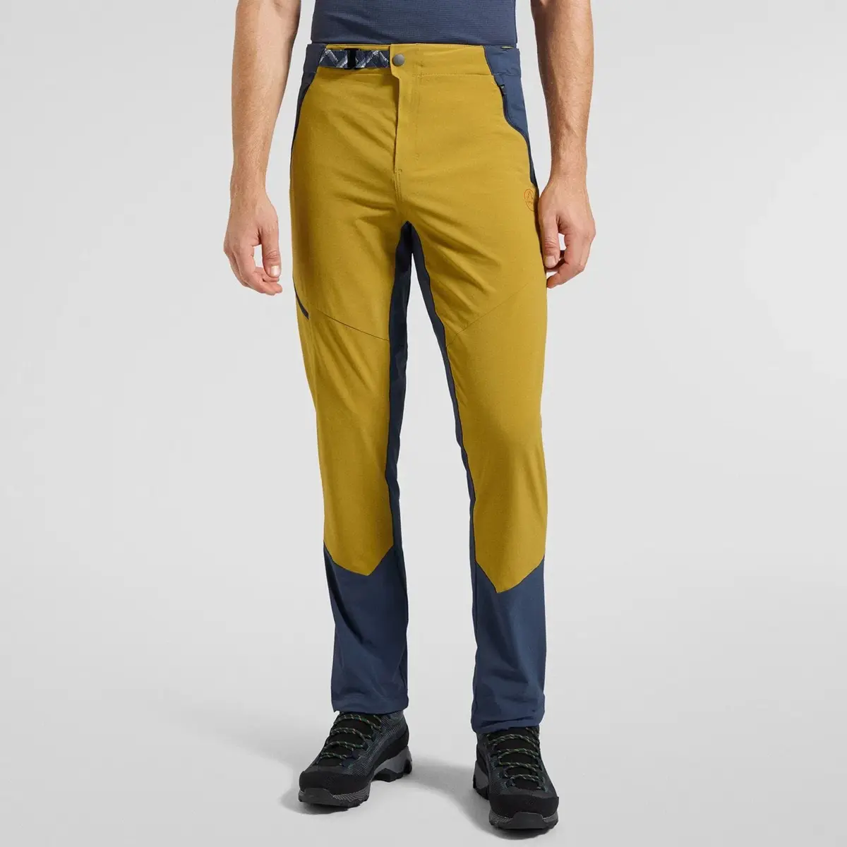 West Crest Pants M